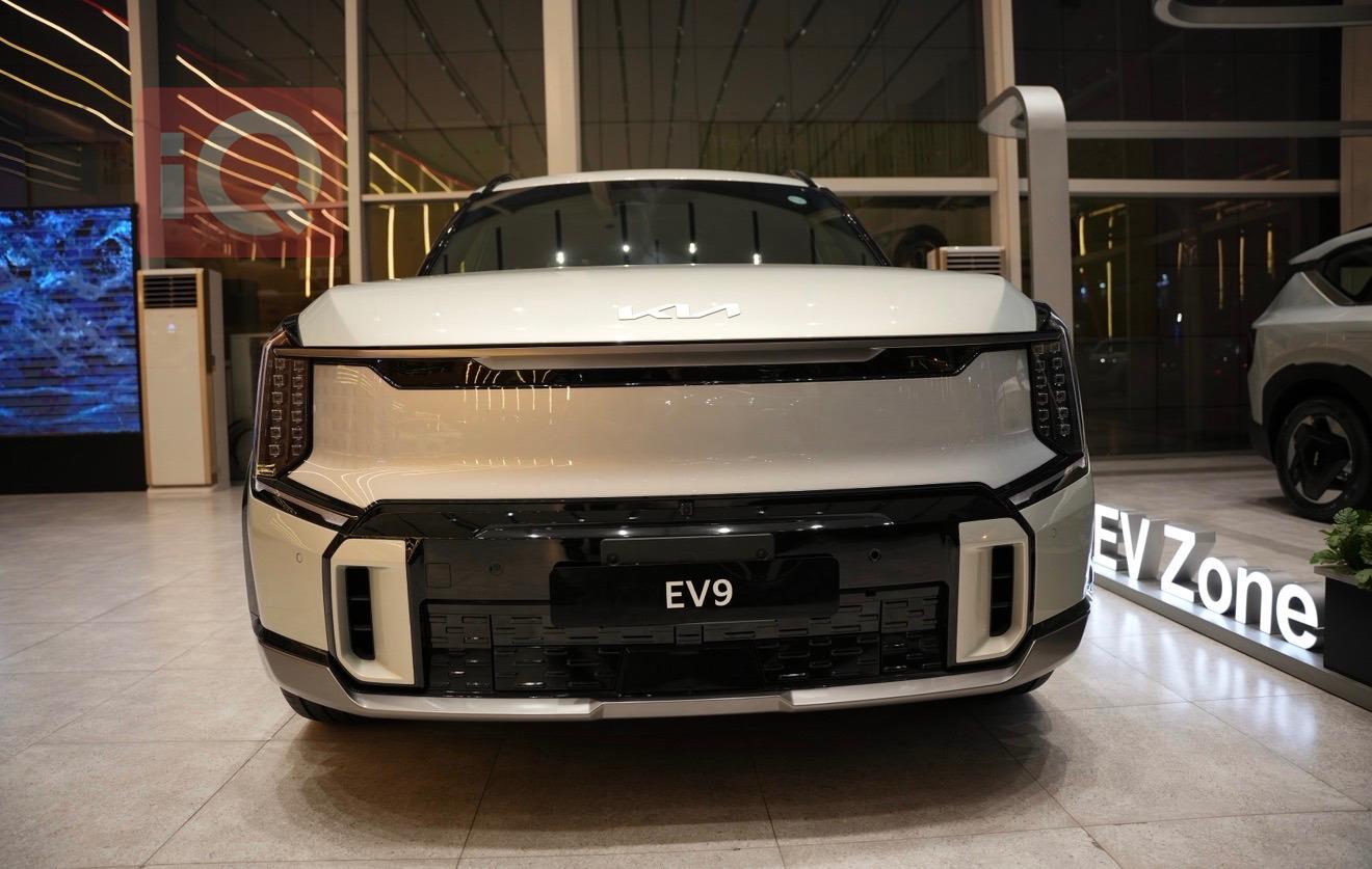 كيا EV9